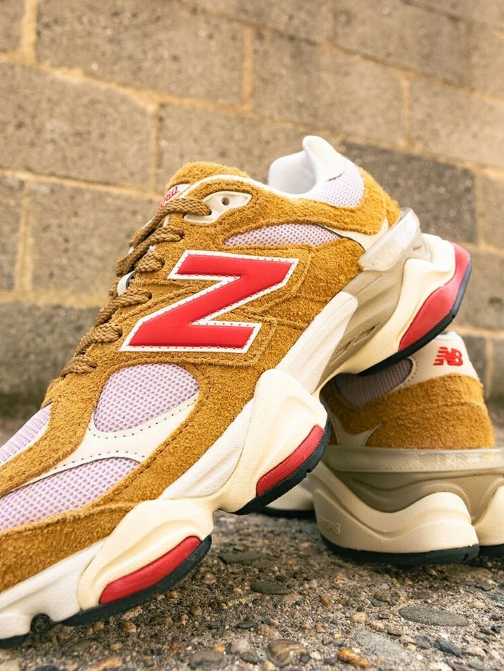RARE Color Combo New Balance 9060 U9060GEA Tan Red Sneakers Men 8 Women 9.5